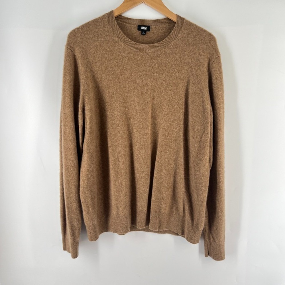 UNIQLO 100% Cashmere Sweater Mens XL Brown Camel Tan Crew Neck Minimalist Luxury
